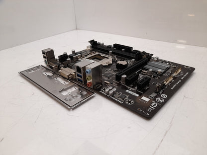 Gigabyte GA-H81M-DS2V Socket LGA1150 DDR3 MicroATX Motherboard with I/O Shield