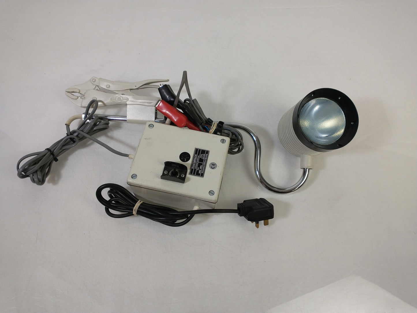 Daray Lighting Spot Medical Work Light - With 240V/12V Isolating Transformer