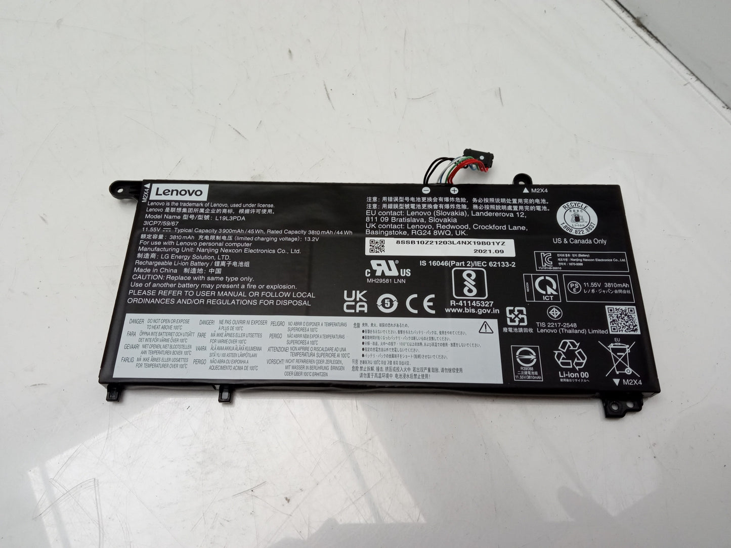Lenovo 44Wh 11.55V 3900mAh Replacement Laptop Battery L19L3PDA