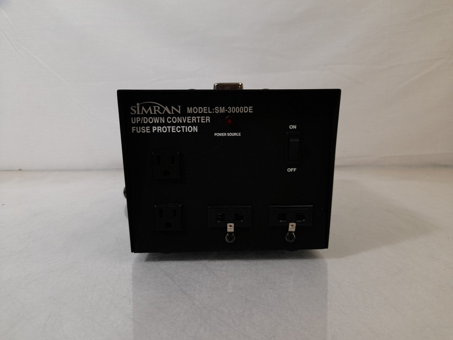 Simran SM-3000DE Up/Down Voltage Converter 3000W 110/220V