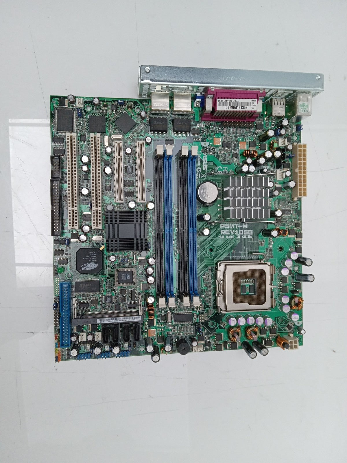 ASUS P5MT-M Socket LGA775 DDR2 Micro-ATX Workstation Motherboard