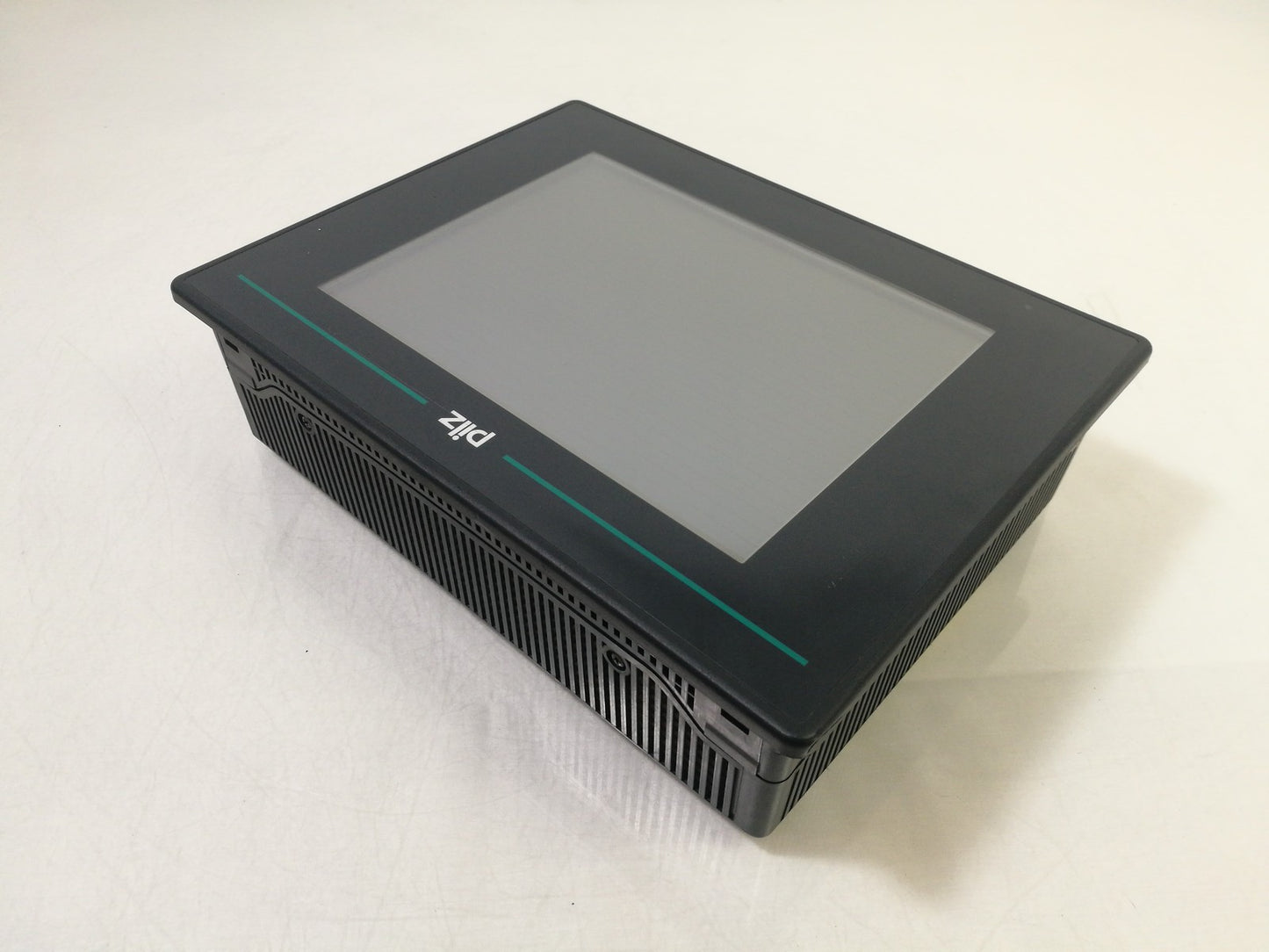 PILZ Pitouch-LC 570S Operator Interface Touchscreen Control Panel 0680035-01