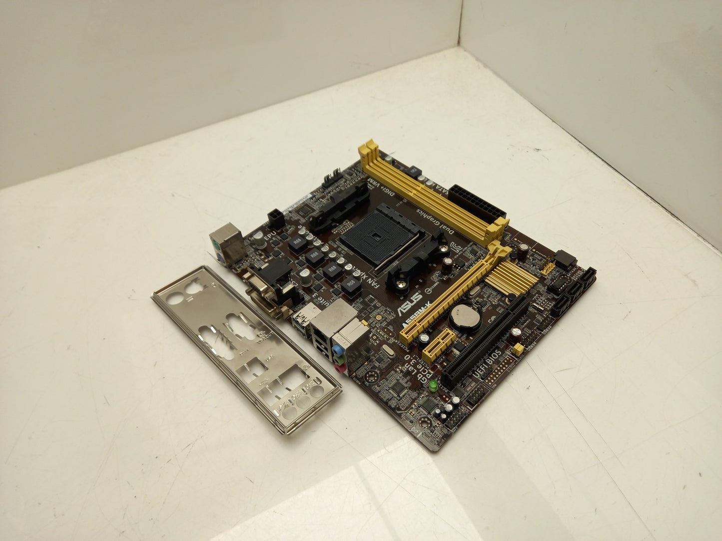 ASUS A55BM-K Socket FM2b DDR3 PCIe Motherboard With I/O Shield