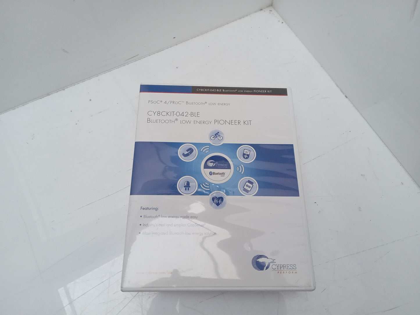 Cypress CY8CKIT-042-BLE Bluetooth Low Energy Pioner Kit