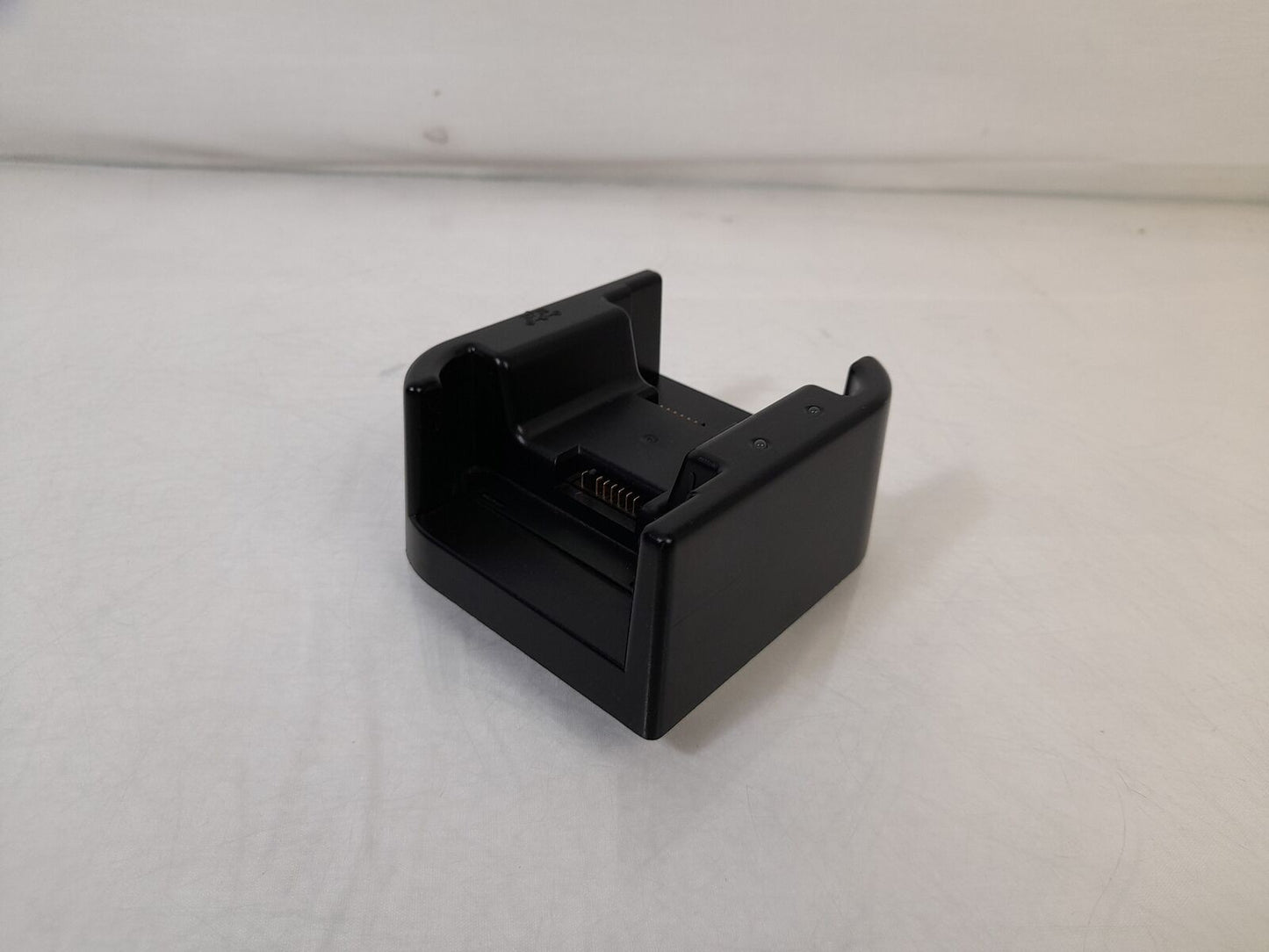 Leica ALG7-10A Twin Battery Charger For CS25