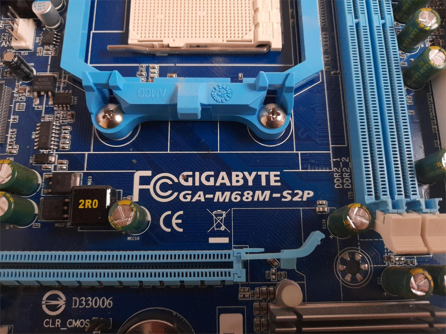 Gigabyte GA-M68M-S2P Socket AM3 Motherboard With I/O Shield