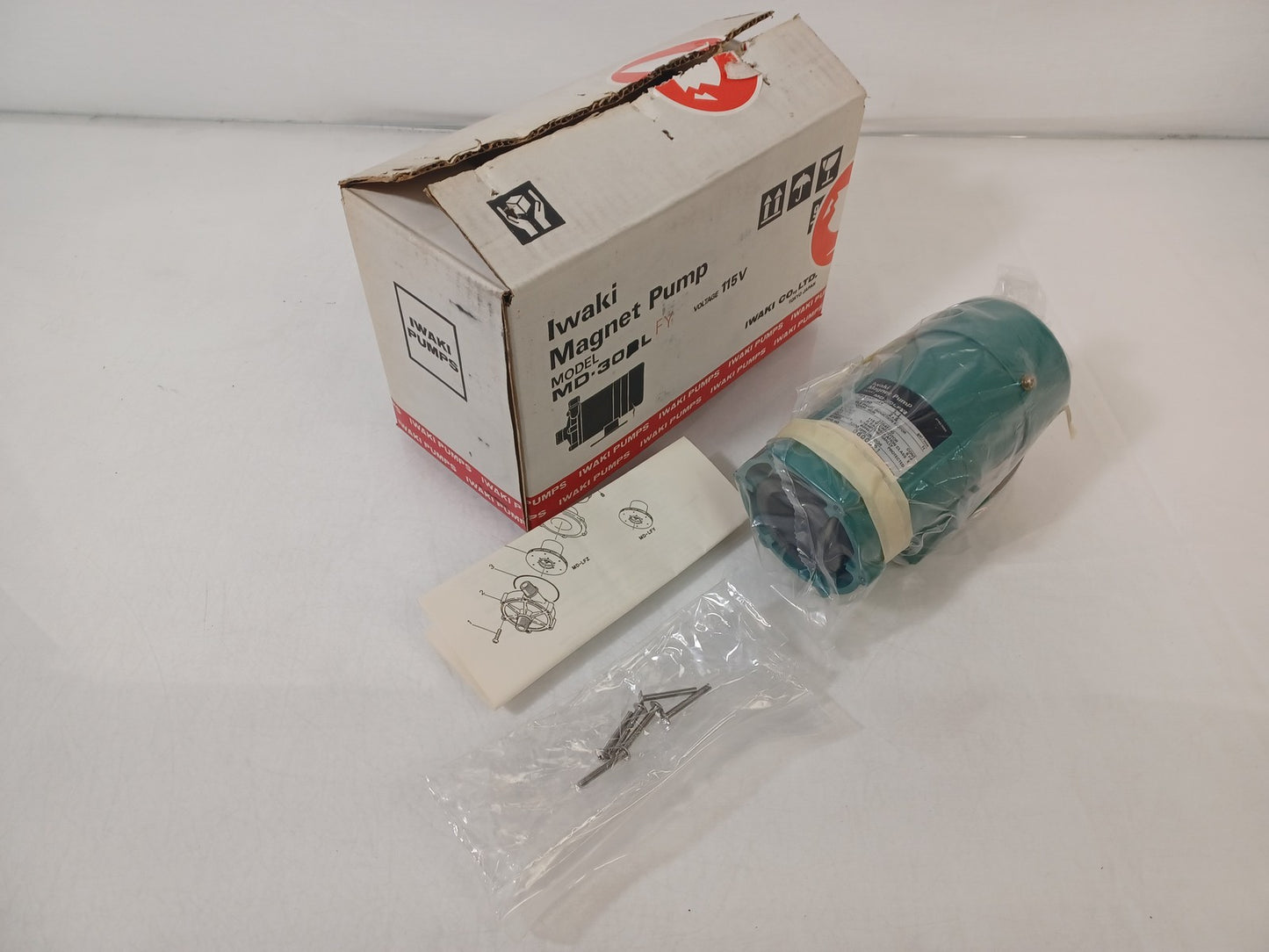 IWAKI MD-30LFY 115V 3200 RPM Magnetic Drive Pump