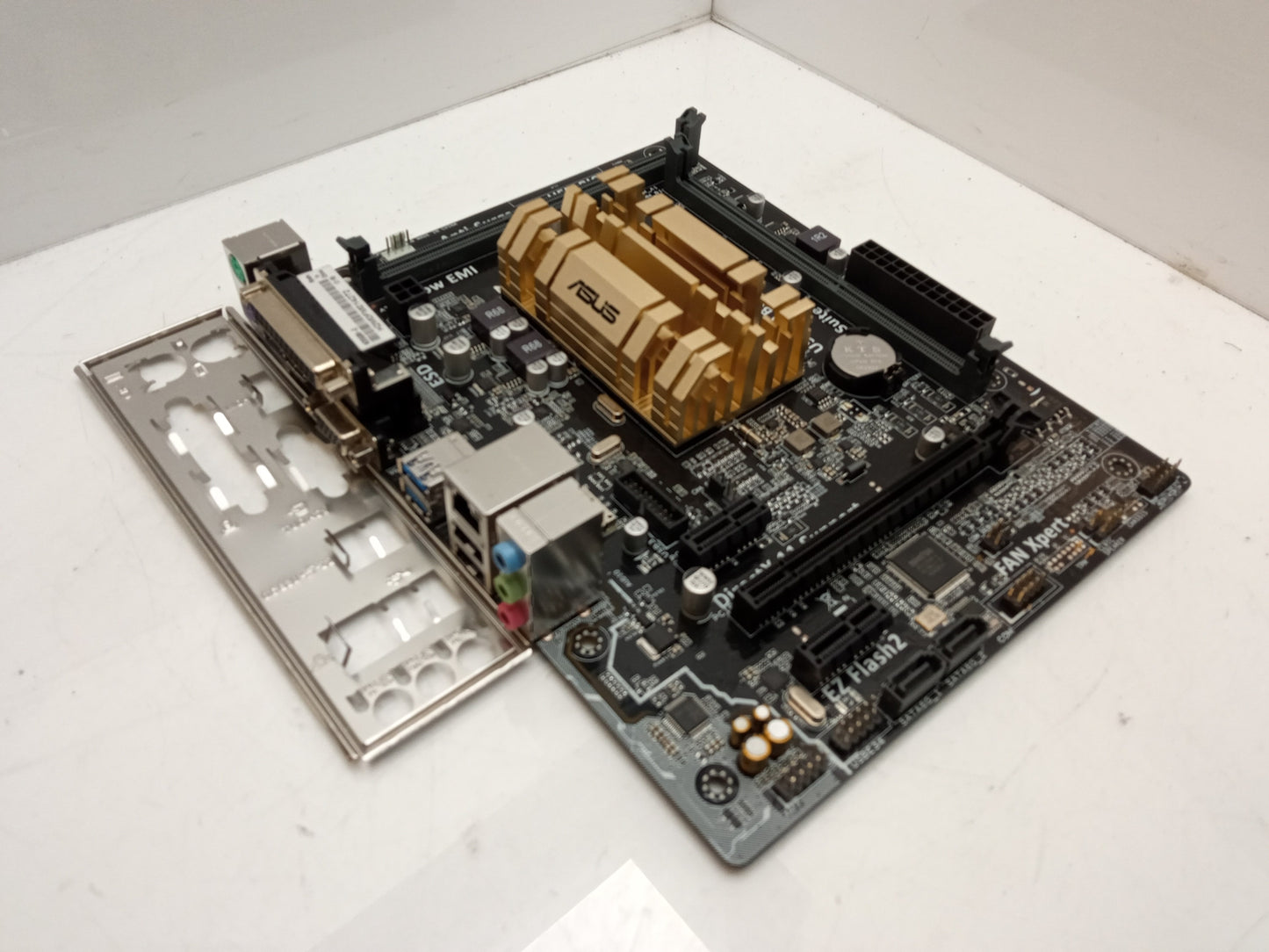 ASUS N3050M-E Intel Celeron N3050 DDR3 MicroATX Motherboard With I/O Shield