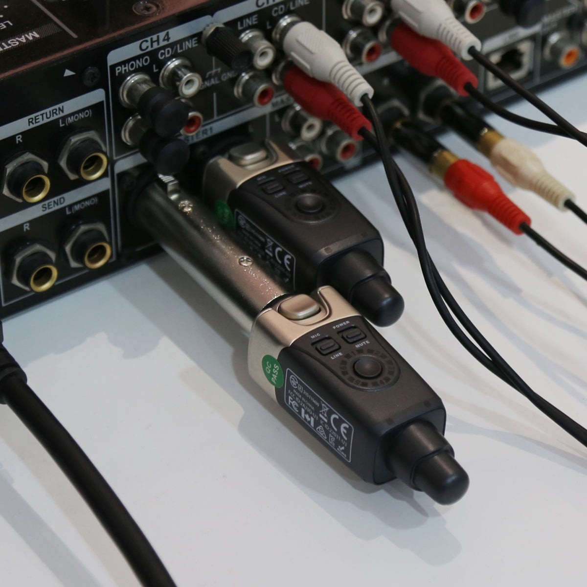 Xvive XU3D Dual U3 Wireless Audio Mixer System