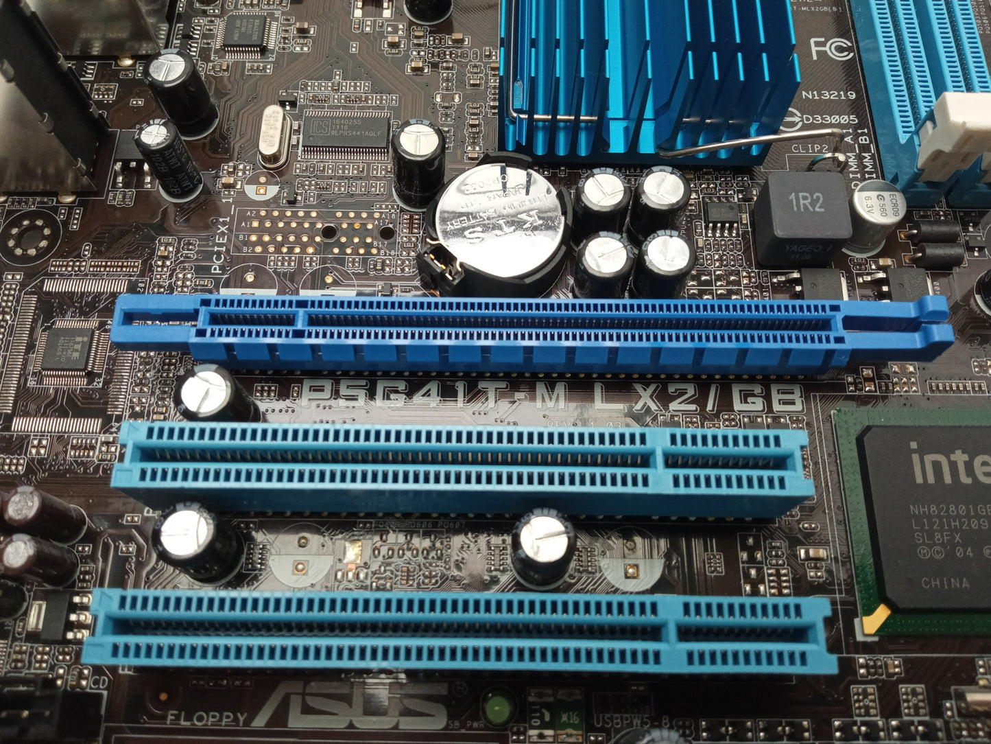 ASUS P5G41T-M LX2/GB Socket LGA775 Motherboard with Backplate