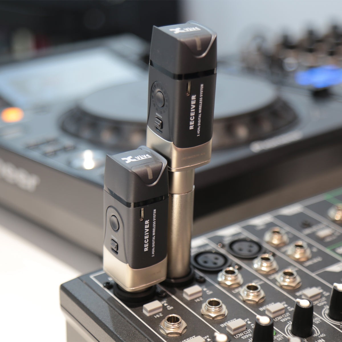 Xvive XU3D Dual U3 Wireless Audio Mixer System