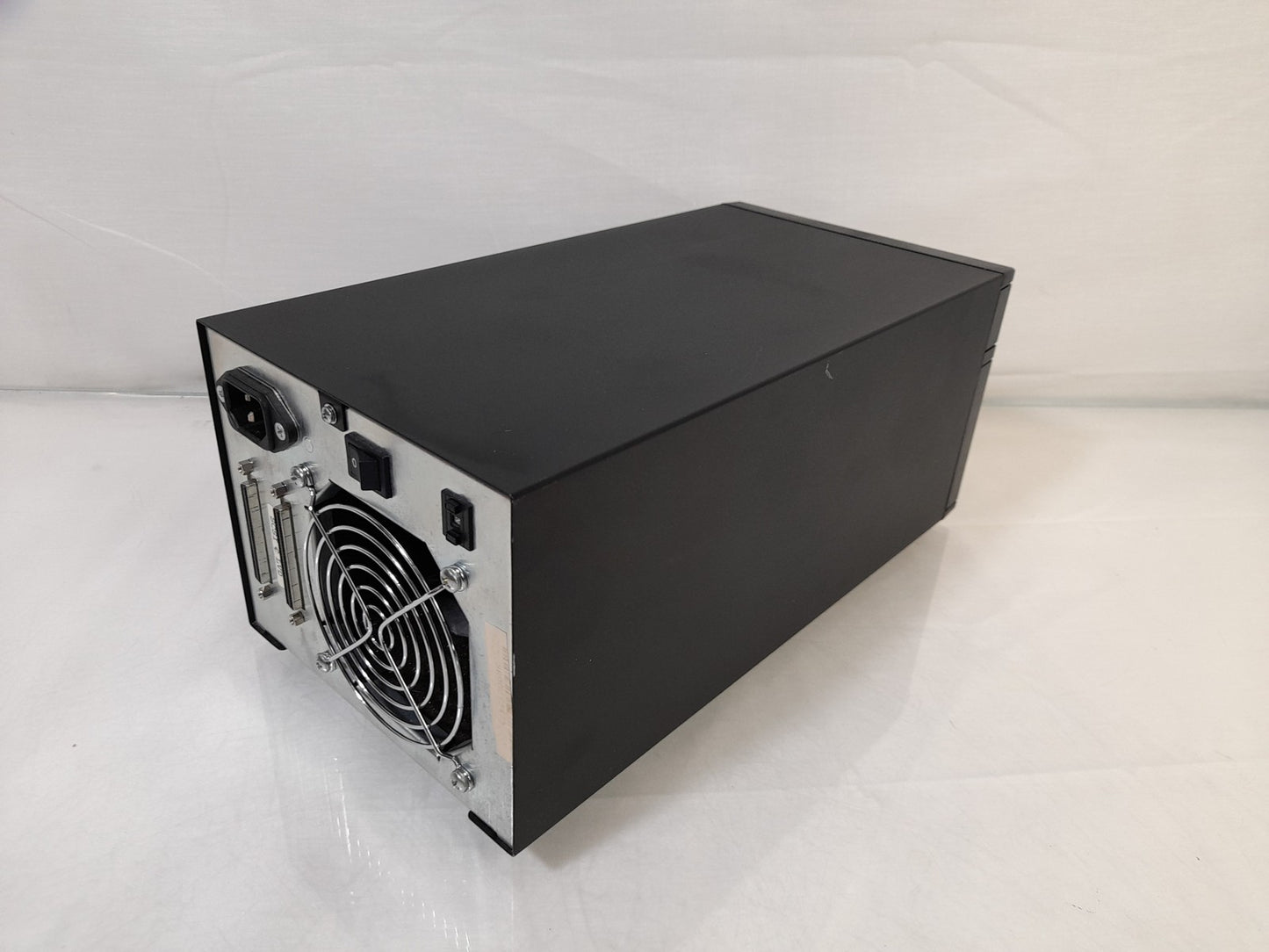 IBM 3580 L23 Ultrium LTO 2 System Storage Data Cartridge External Tape Drive