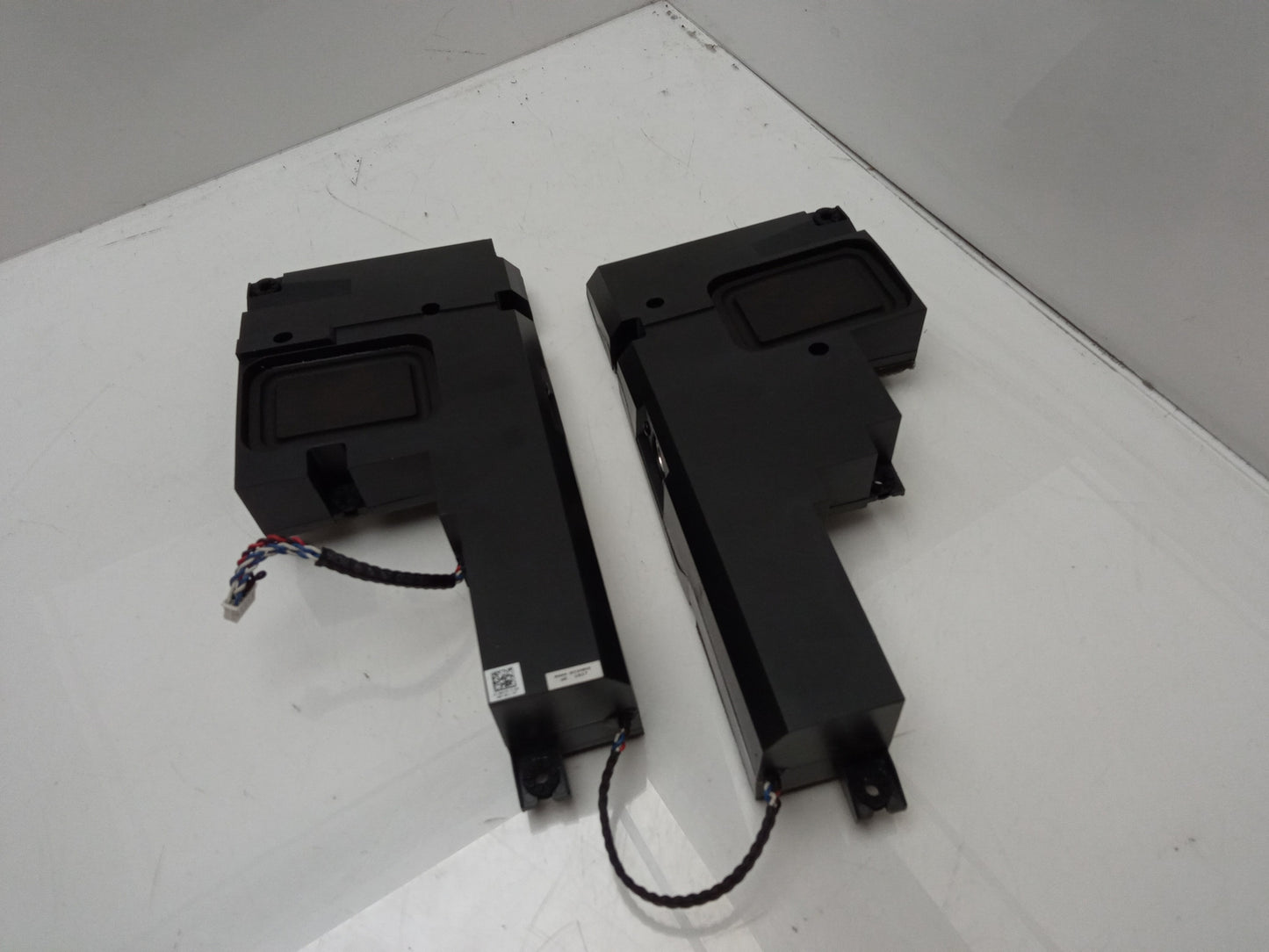 Dell XPS 7760 All in One Right and Left Speakers 09N37K 9N37K