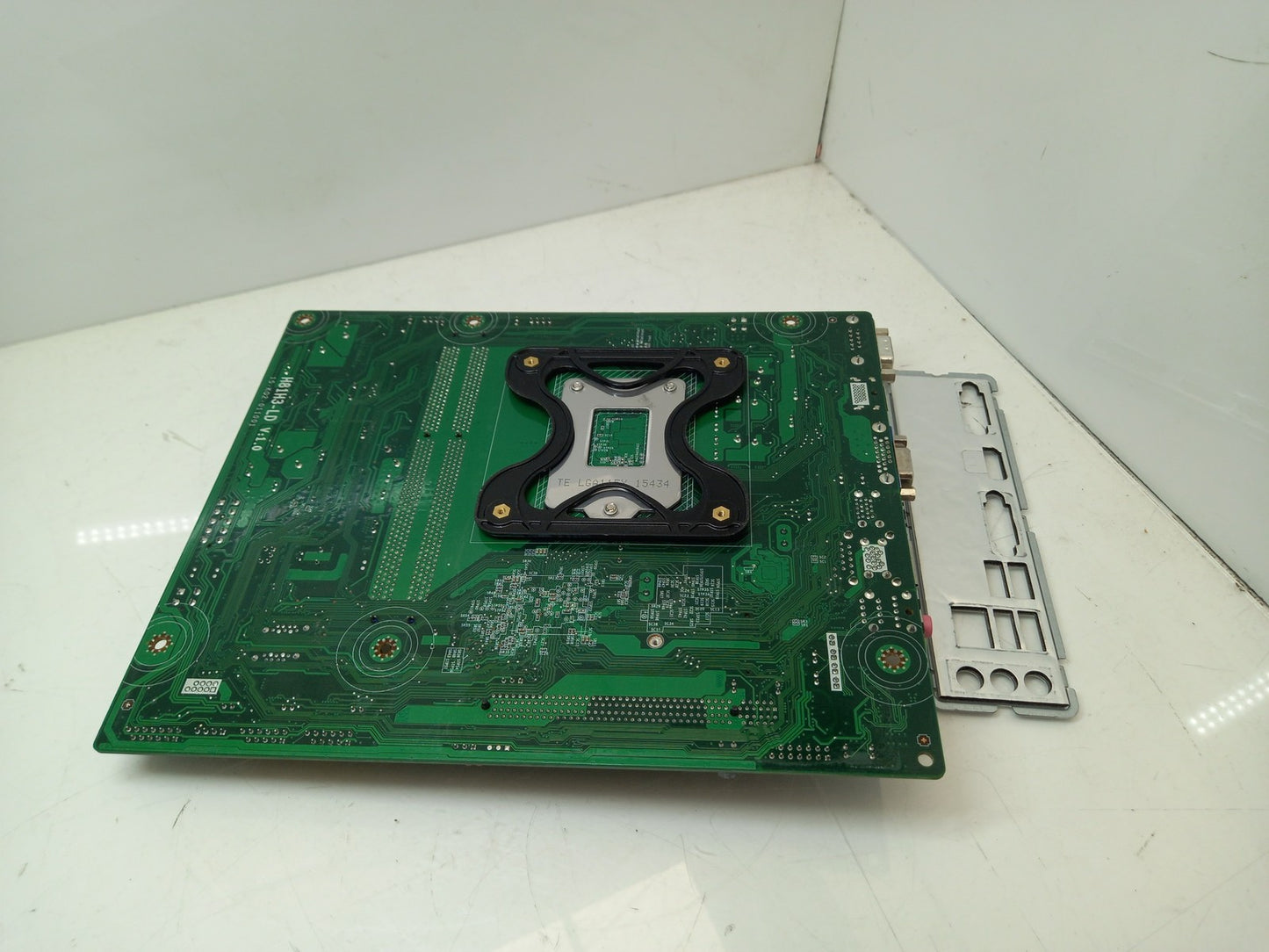 Lenovo ThinkCentre S500 Socket LGA1150 DDR3 Motherboard 00XG024 With I/O Shield