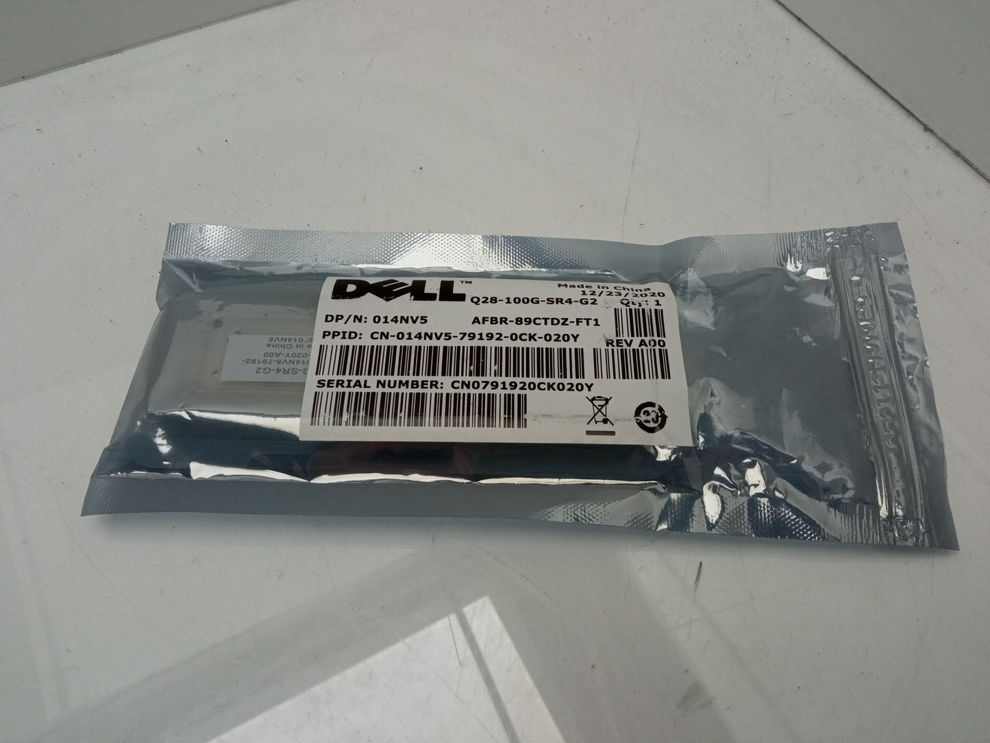 Dell EMC 100GbE QSFP28 850nm MMF Transceiver Module Q28-100G-SR4-G2 014NV5 14NV5