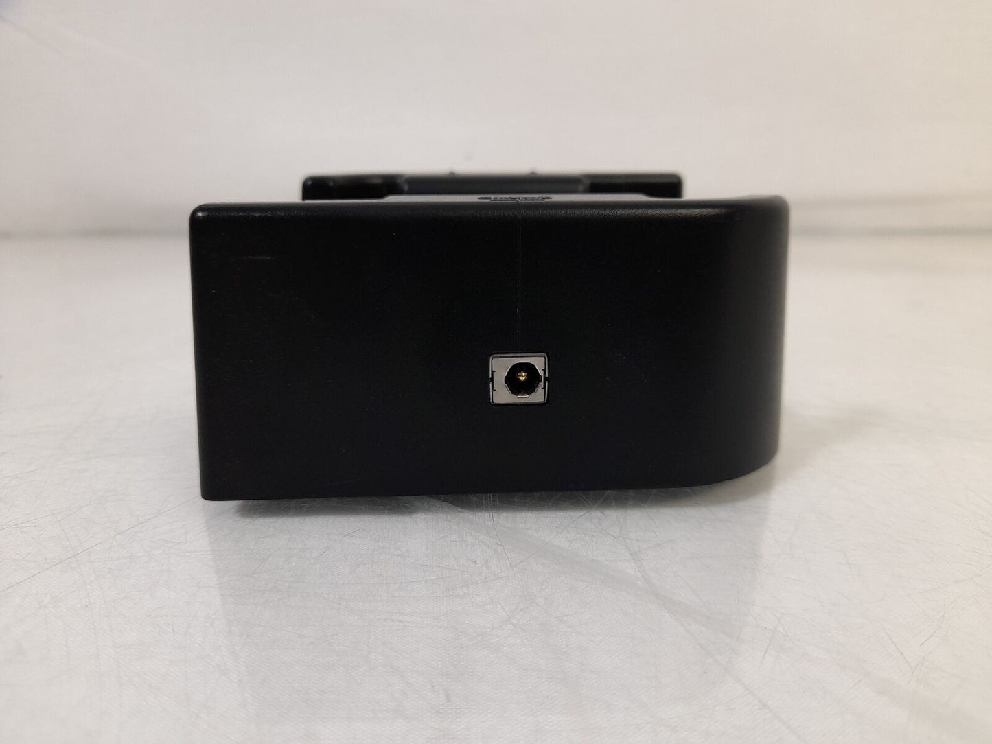 Leica ALG7-10A Twin Battery Charger For CS25 - No PSU