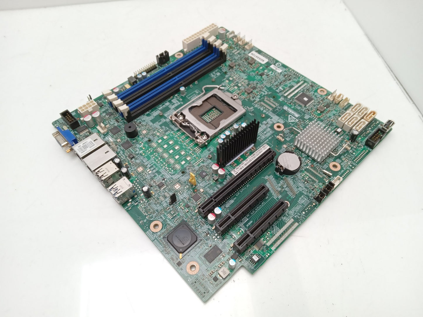 Intel Socket LGA1151 DDR4 MicroATX Server Motherboard H57533-250