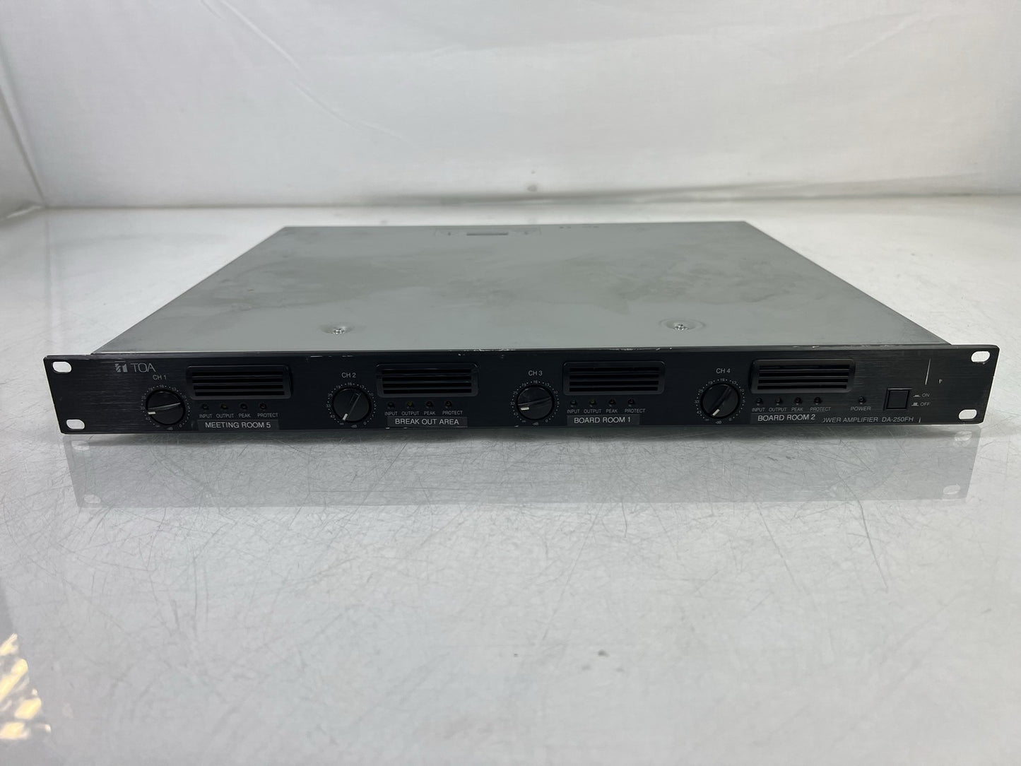 TOA DA-250FH CE 4 Channel Digital Power Amplifier - 4x 250W 100V/40ohm