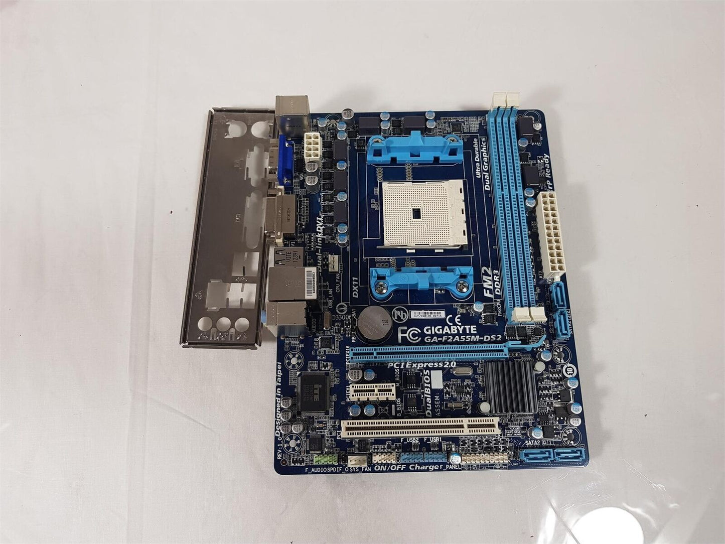Gigabyte GA-F2A55M-DS2 Socket FM2 DDR3 Micro ATX Motherboard With I/O