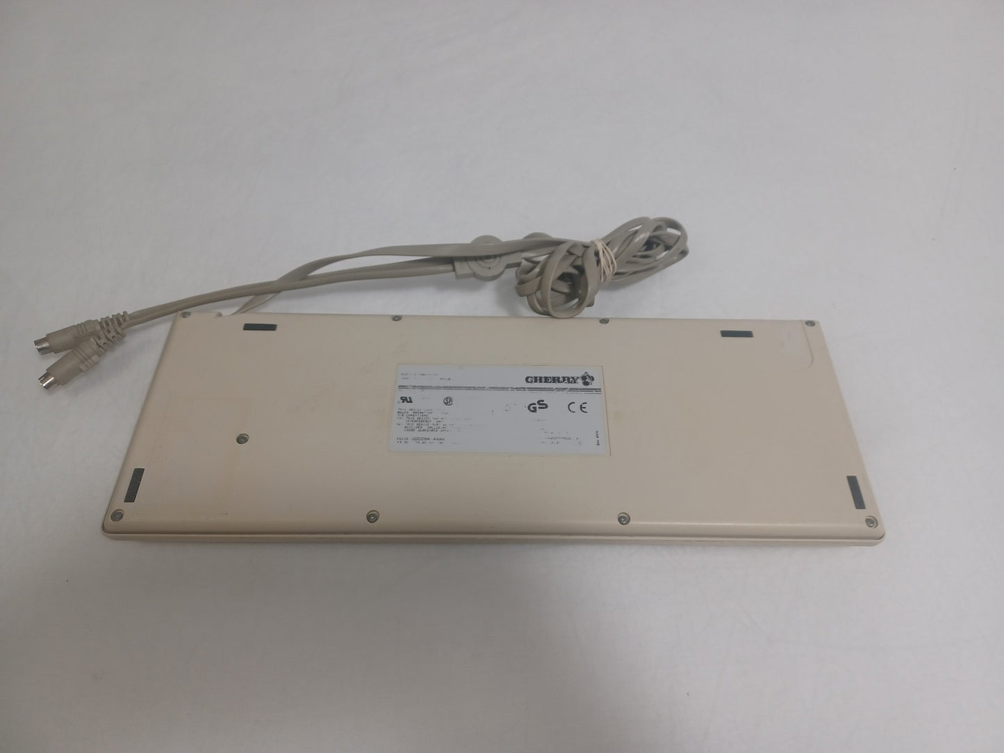 Vintage Cherry G84-4400PPAGB PS/2 Keyboard With Track Ball - Yellowed