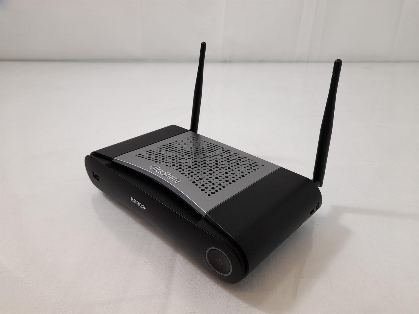 Barco ClickShare CSE-200 Wireless Presentation System With Power Supply