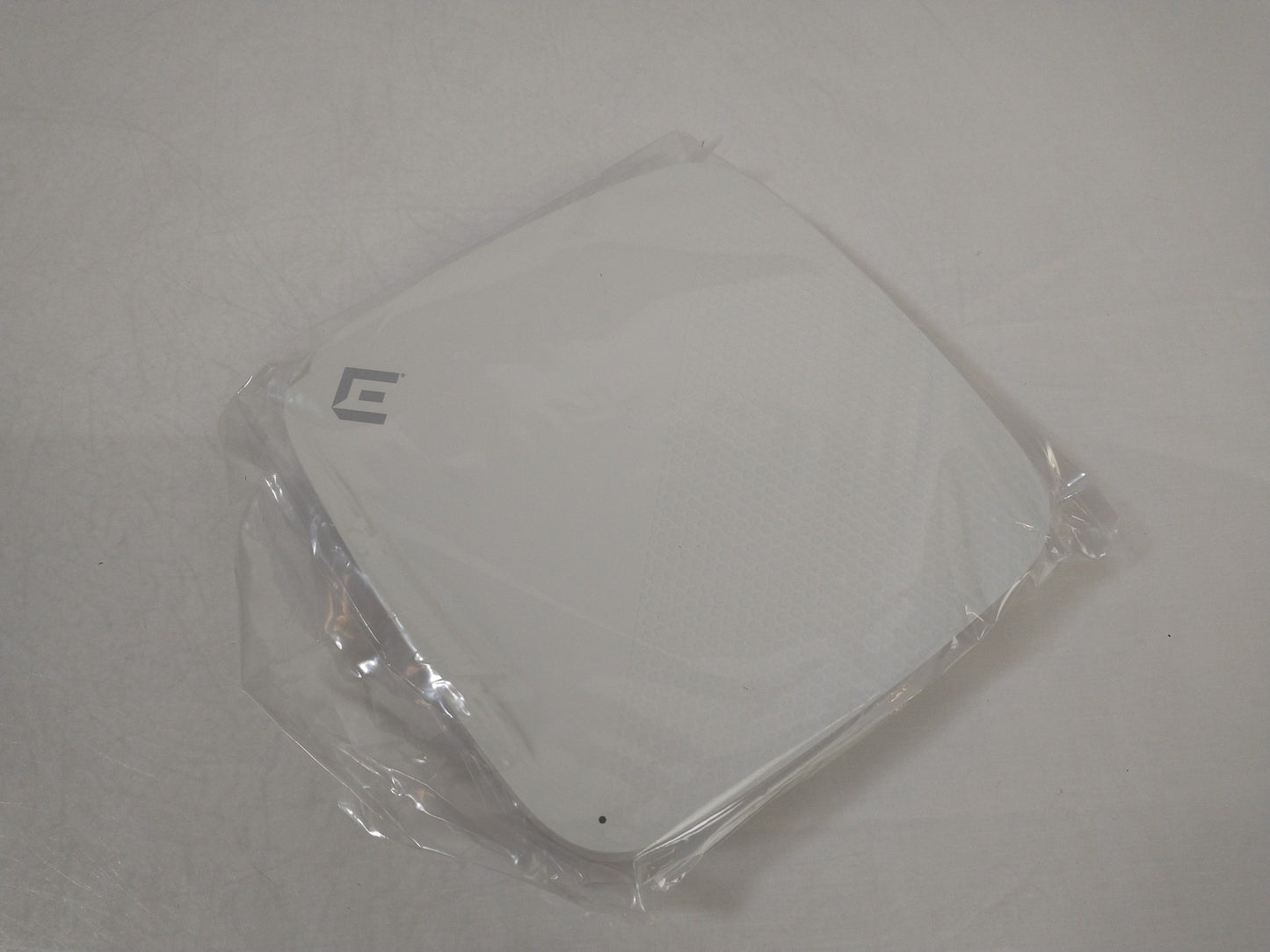 Extreme Networks AP510C-WW 802.11ax Wi-Fi 6 High Capacity Wireless Access Point