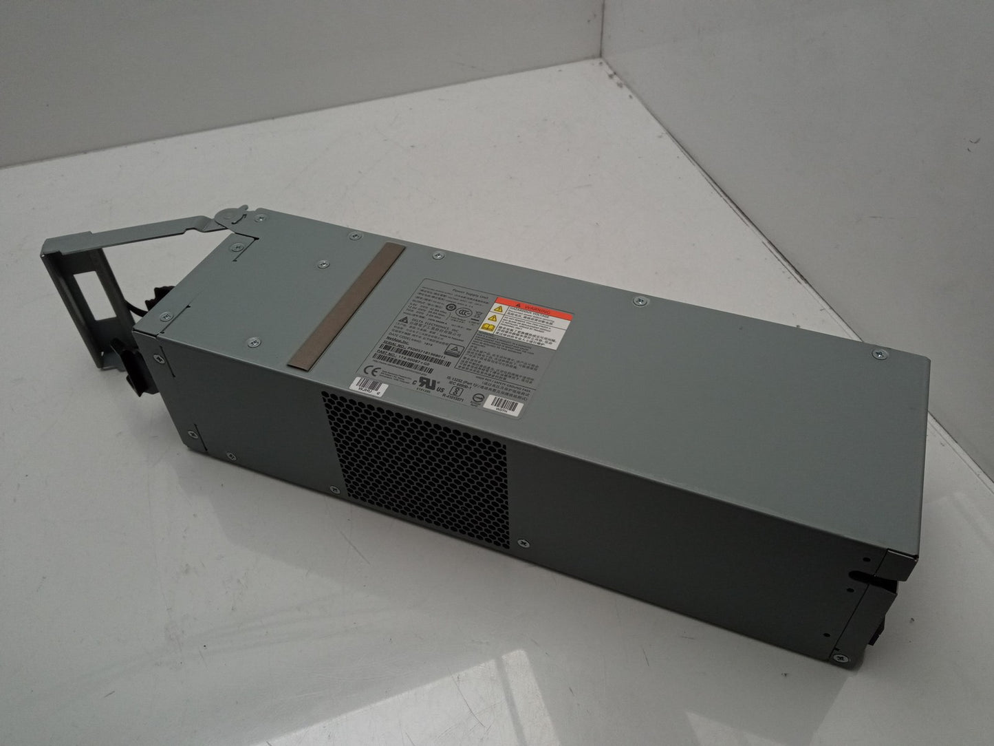 NetApp DS4243 DS4246 Array 560W Power Supply Unit TDPS-580BB A 114-00087+G0