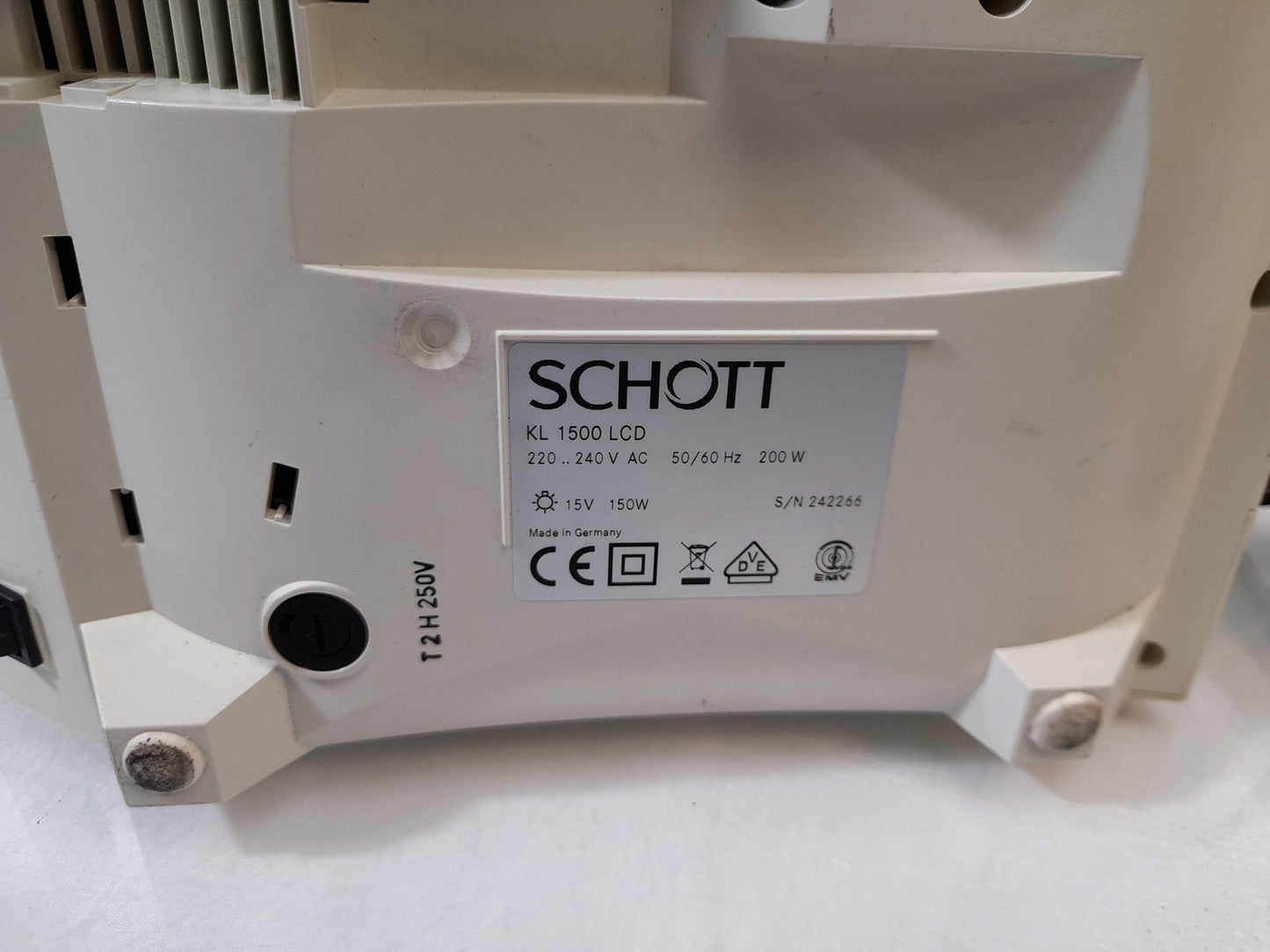 Schott KL1500 LCD Fiber Optic Illuminator