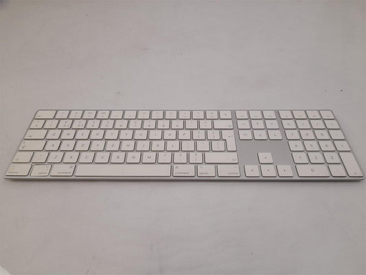 Apple A1843 Magic Bluetooth Wireless UK QWERTY Keyboard - (MQ052B/A)