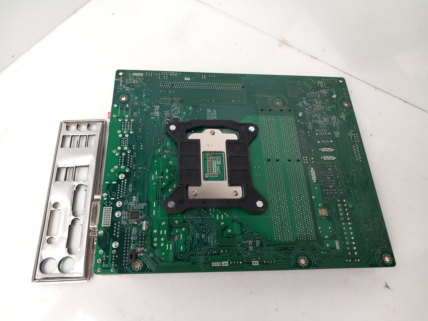 Acer Veriton X4610 Socket LGA 1155 DDR3 Motherboard with I/O Shield Q65H2-AD