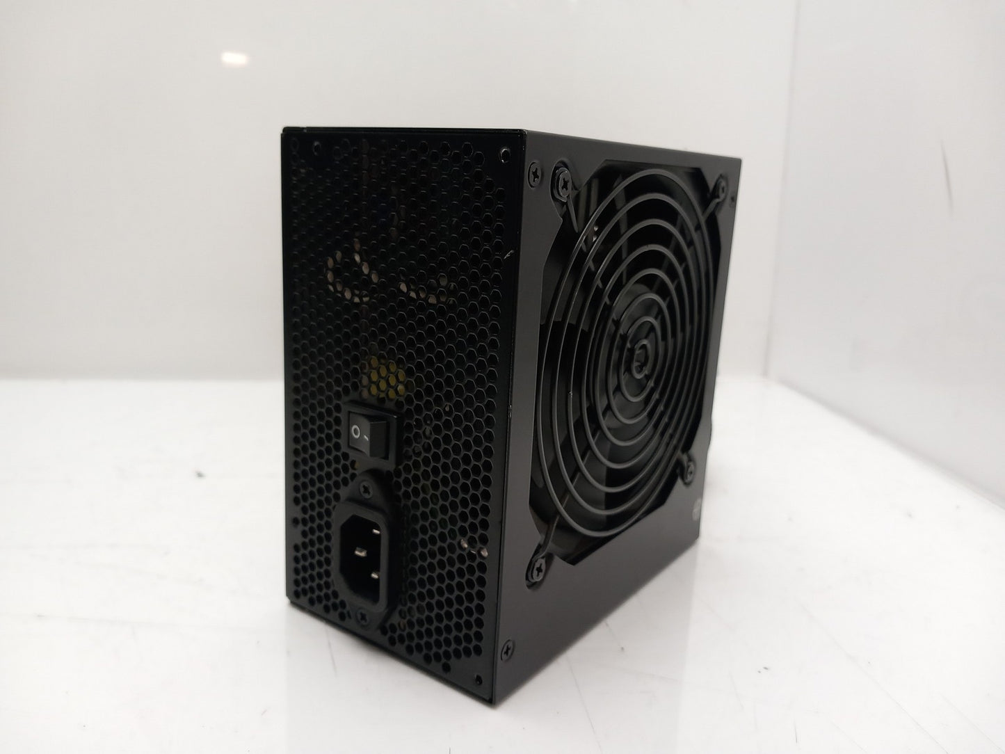 akasa AK-P050FG7 500W ATX  Desktop PC Power Supply Unit