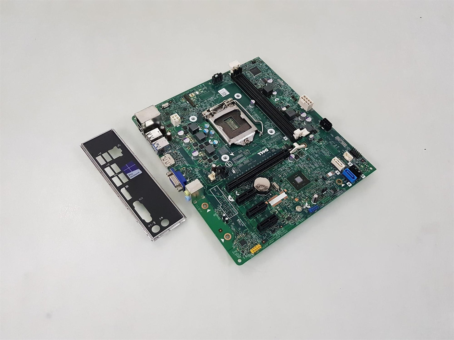 Dell OptiPlex 3020 MT Socket LGA1150 Motherboard With I/O Shield 0VHWTR VHWTR