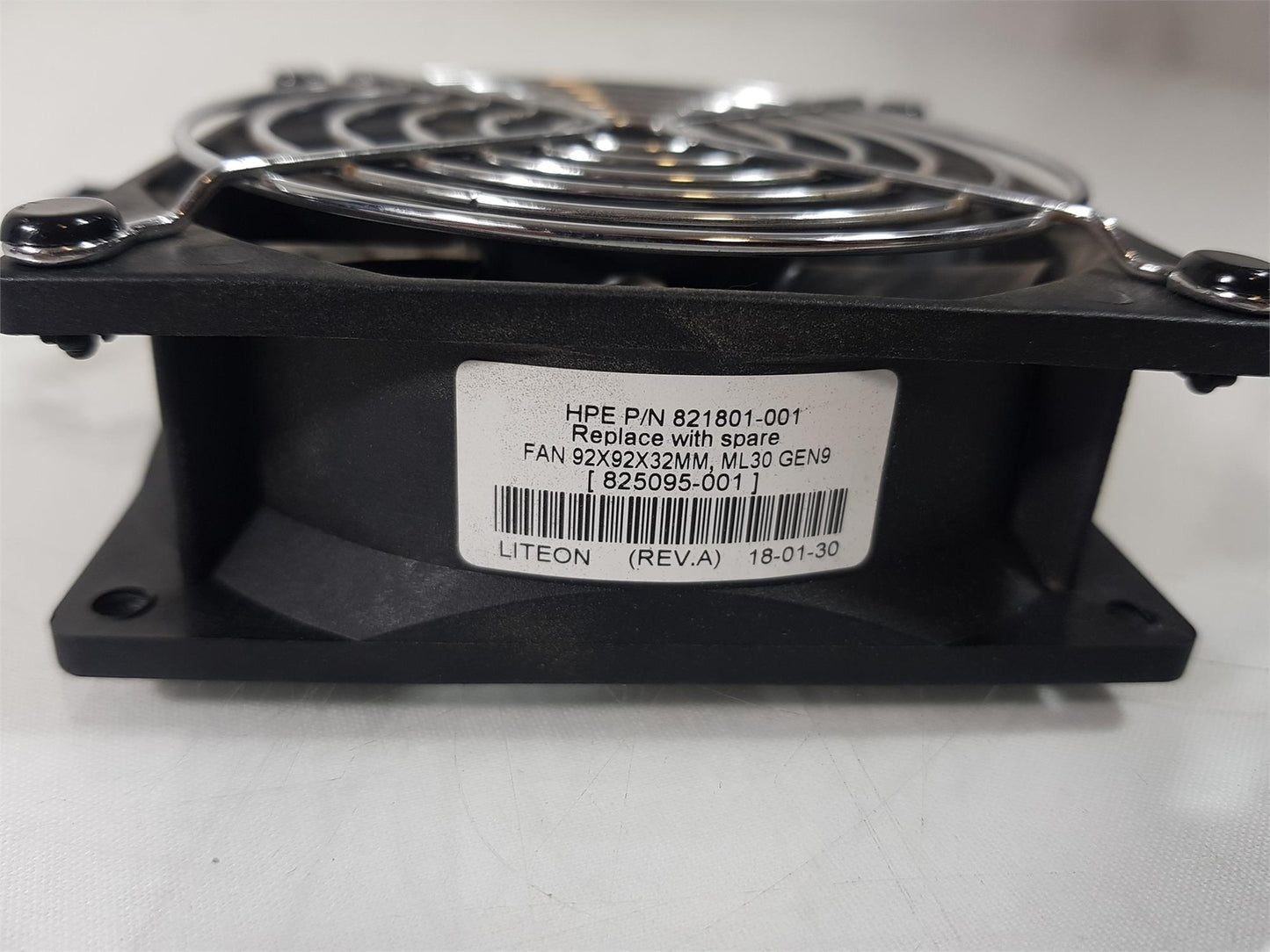 HP ML30 G9 90mm Server Cooling Fan 825095-001 821801-001