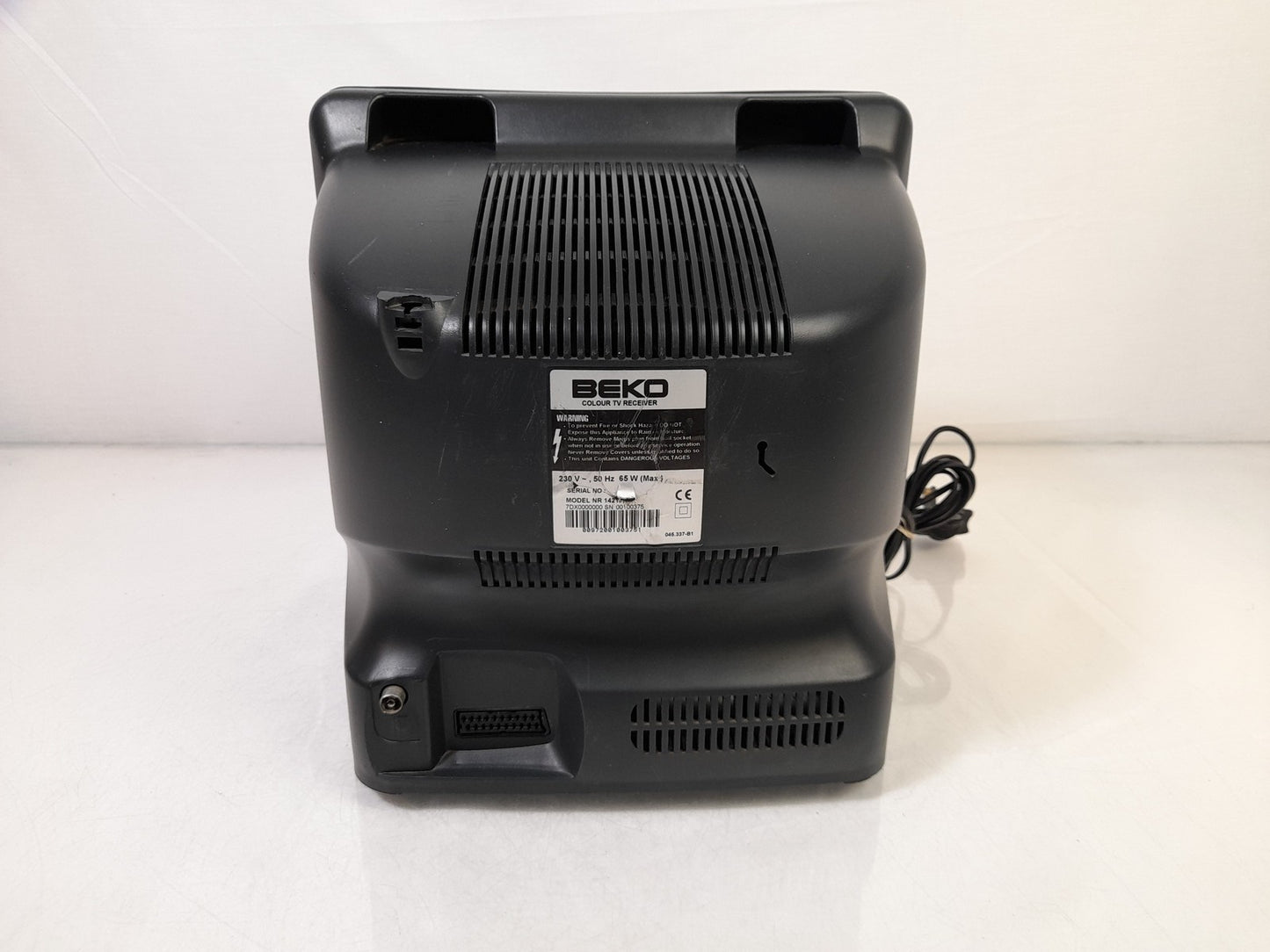 Beko 14213RDS 14" Colour TV Retro Vintage Gaming CRT