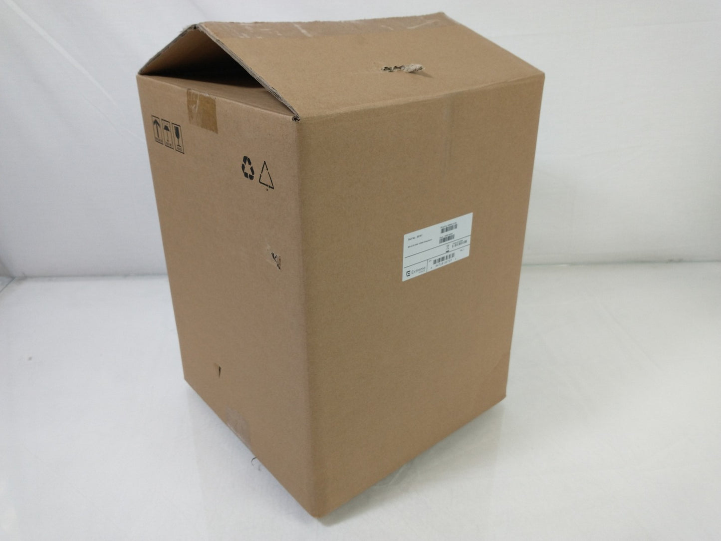 Extreme Networks WS-AI-DE10055 2.4/5GHz Eight Feed 55 Degree Sector Antenna