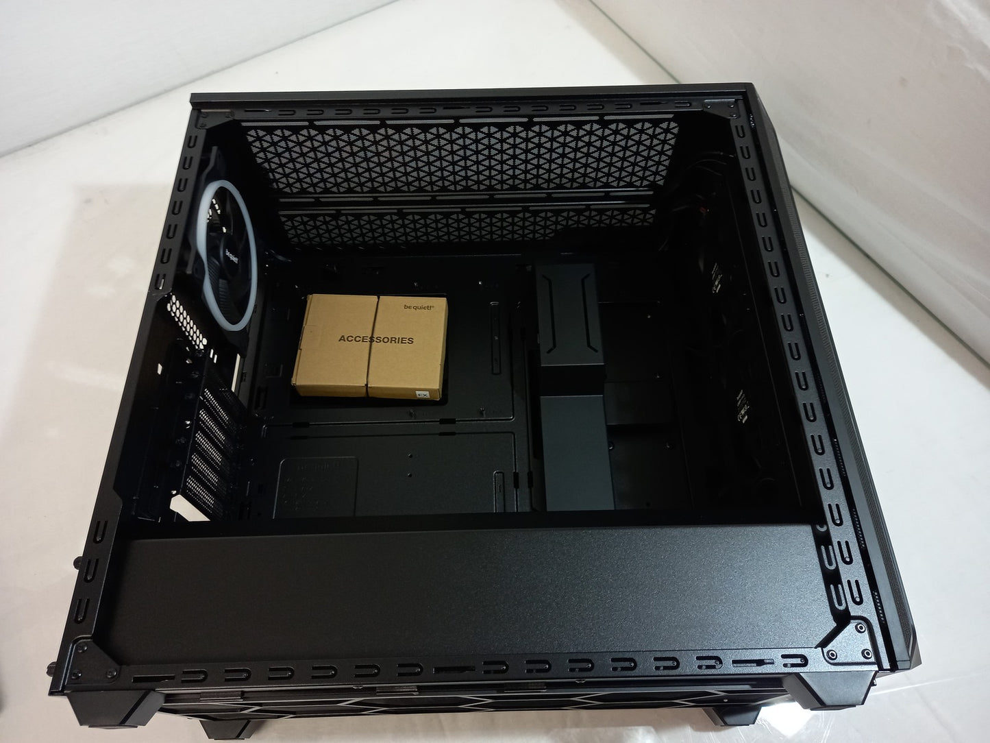 Be Quiet! Shadow Base 800 FX Full Tower ATX Windowed Gaming PC Case - Dented