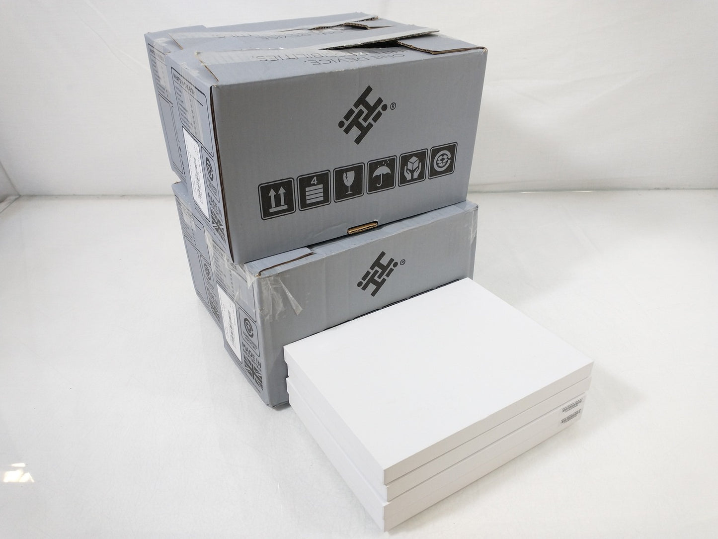 Joblot 4X HiHi 2 HIHI-40KH-TAB-0.1 32GB VOIP Desk Phones With Base 1 Phone Bases