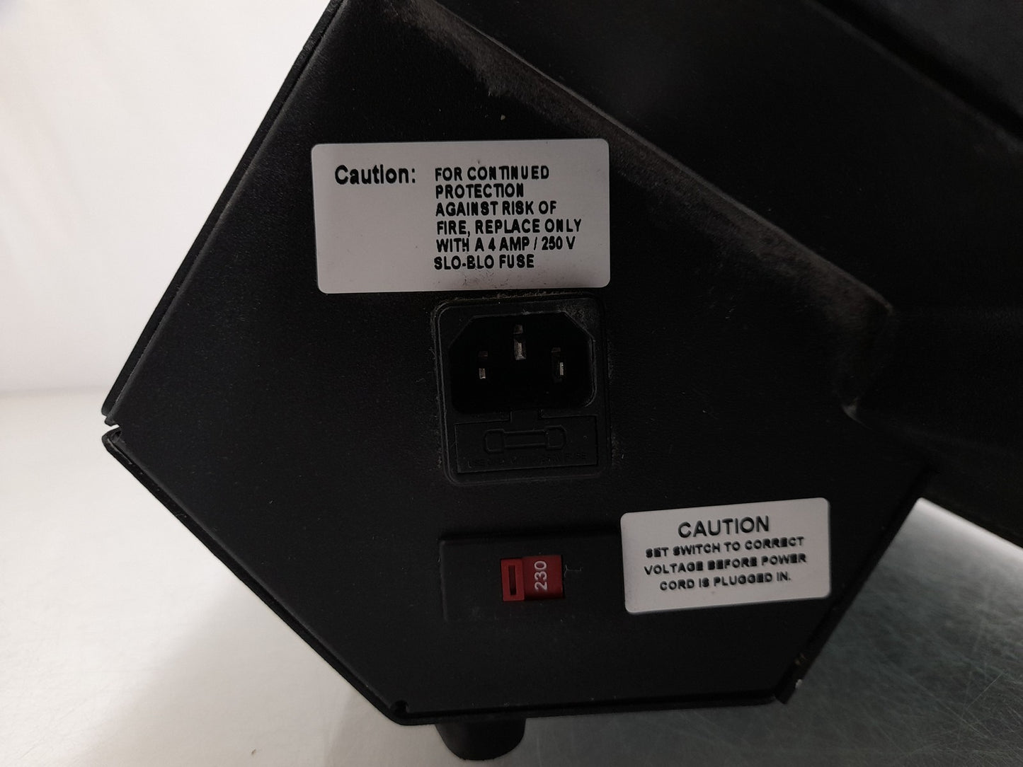 Advance Tech Industries AT 6013 12 Twelve Bay Battery Charger