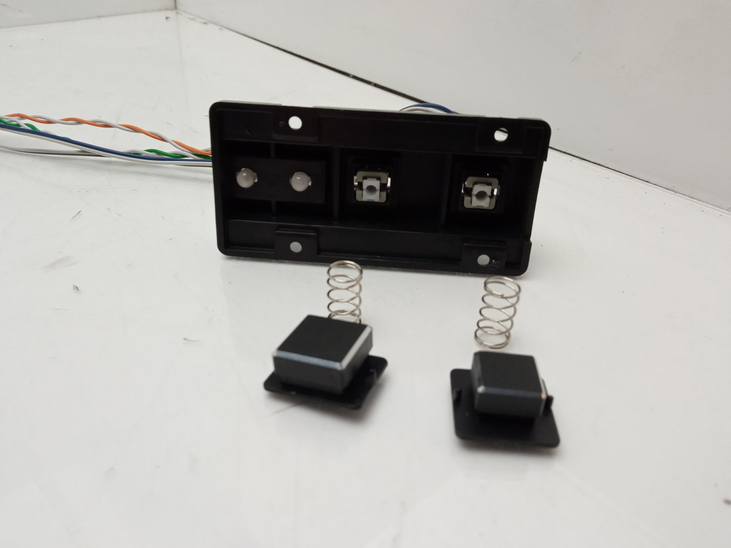 SilverStone Grandia GD04 HTPC USB 2.0 Front Panel I/O Ports And Power Button