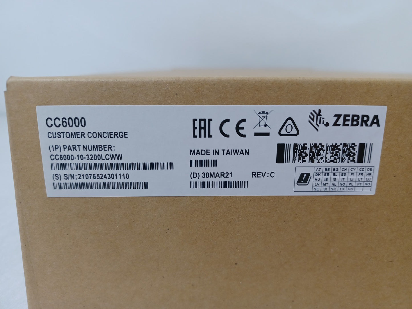 Zebra CC600 Customer Concierge 10" Tablet-Style Kiosk CC6000-10-3200LCWW