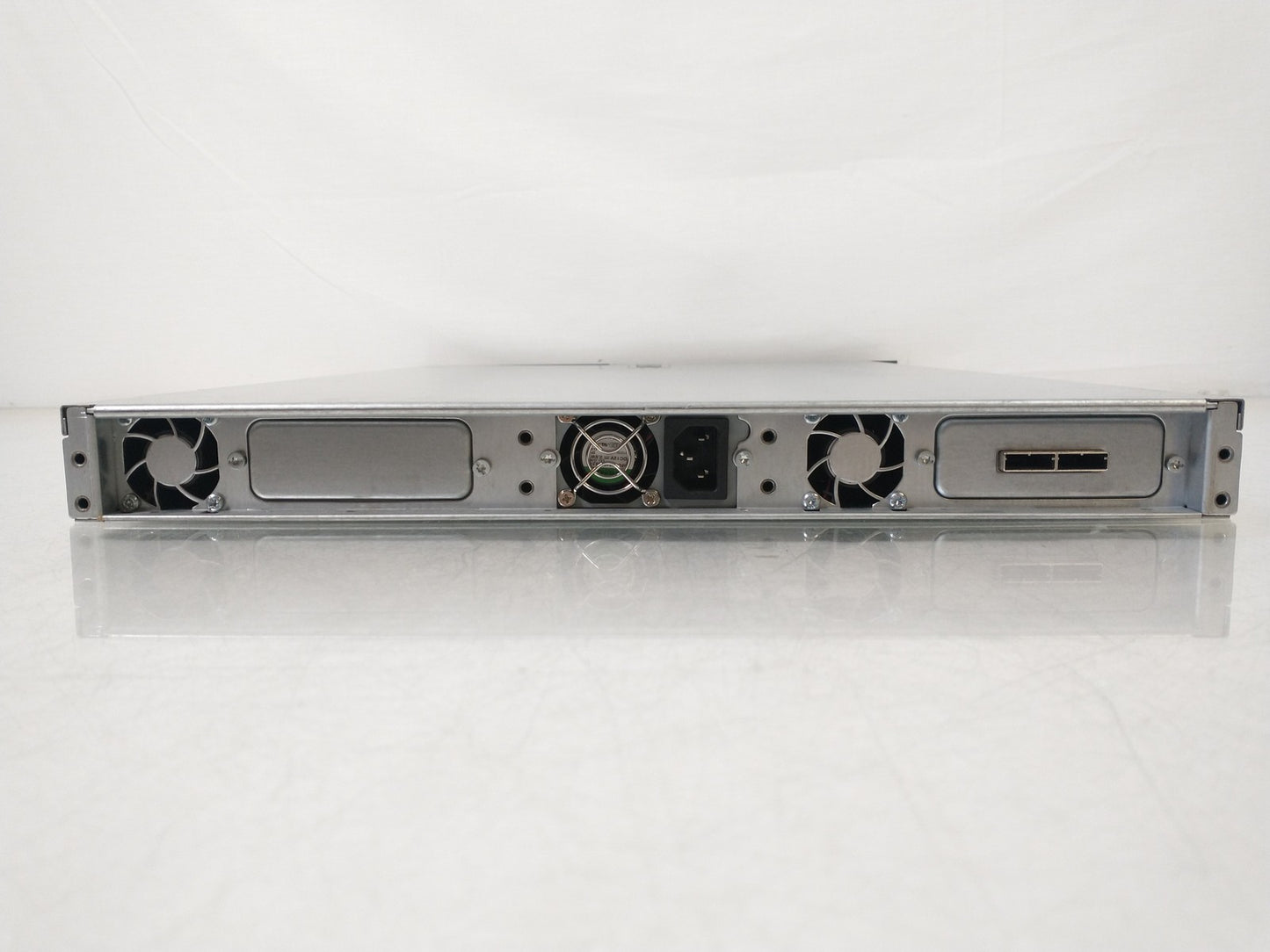 HP HSTNM-S004 StorageWorks LTO-4 Ultrium 1U Rackmount SAS Tape Enclosure