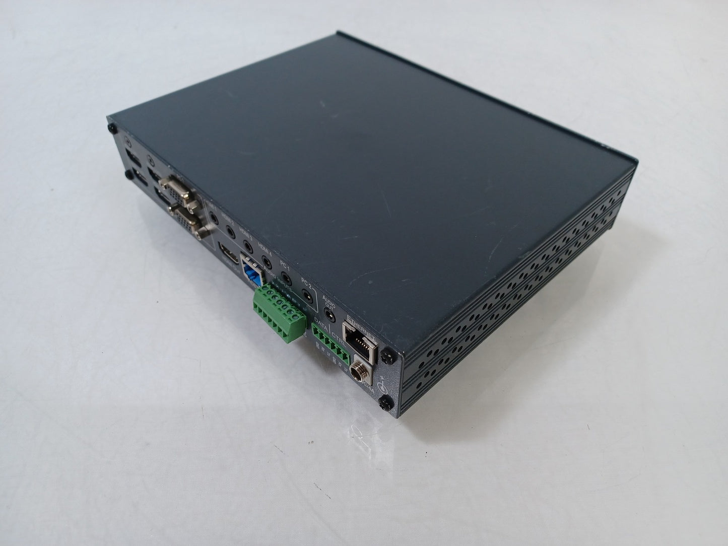 KRAMER VP-440 HDMI HDBT Input/Output Presentation Switcher/Scaler - No PSU