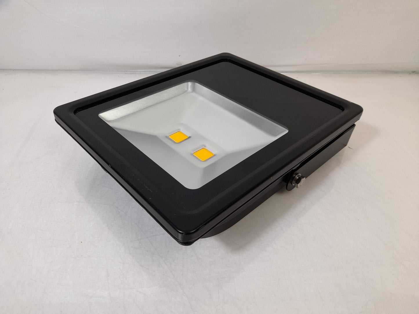 Xcite XCSF100WW 100W LED 3000K Slim Floodlight