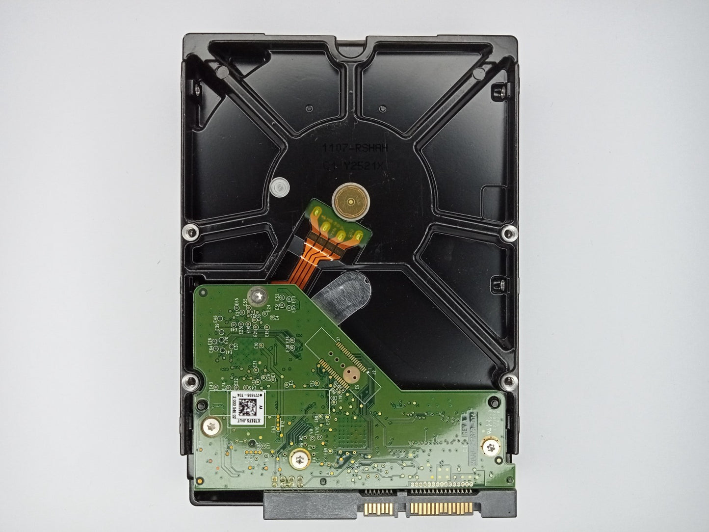 Western Digital WD WD20EURS-63S48Y0 AV-GP 2TB 3.5" Desktop Hard Drive SATA