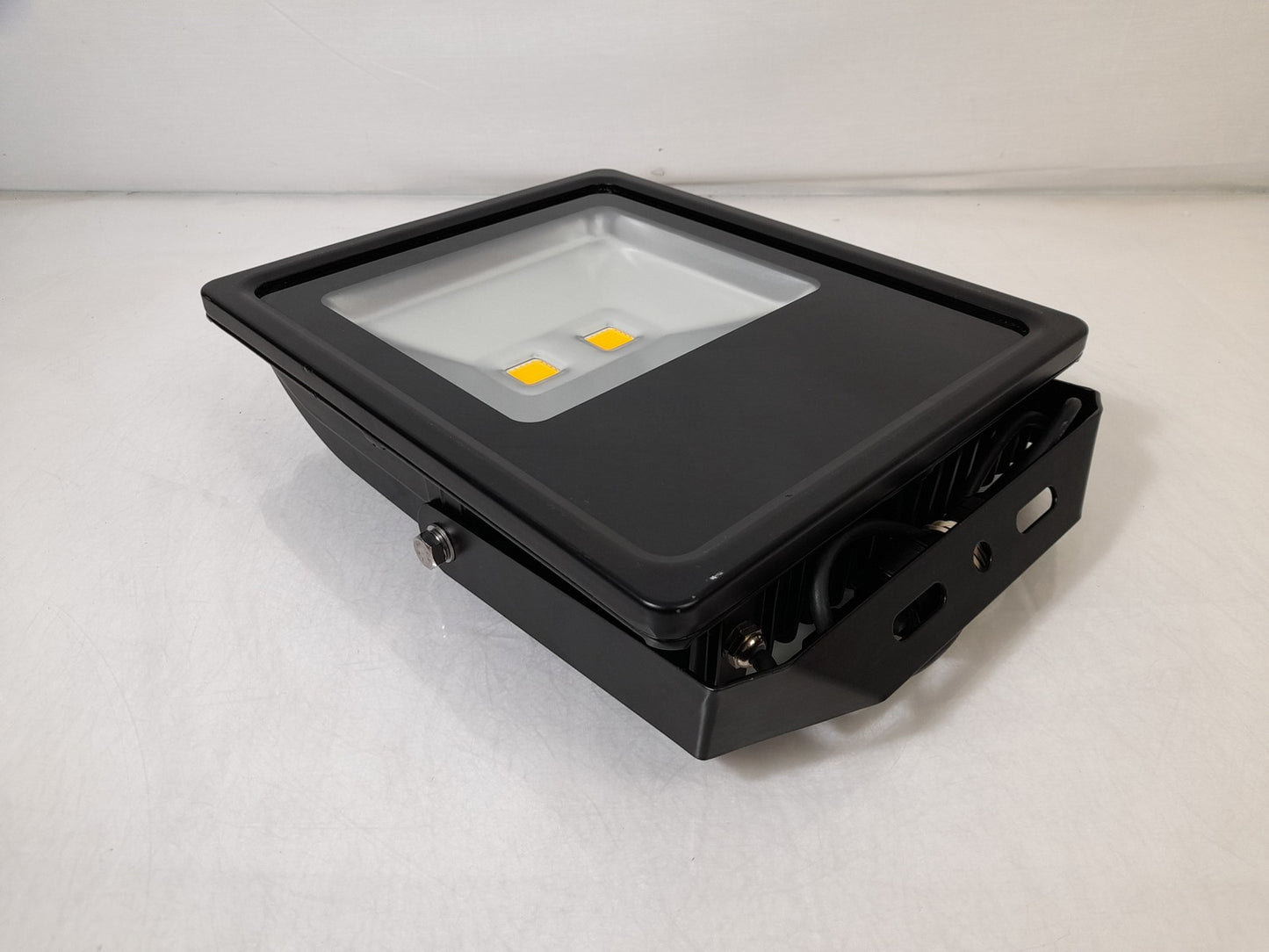 Xcite XCSF100WW 100W LED 3000K Slim Floodlight