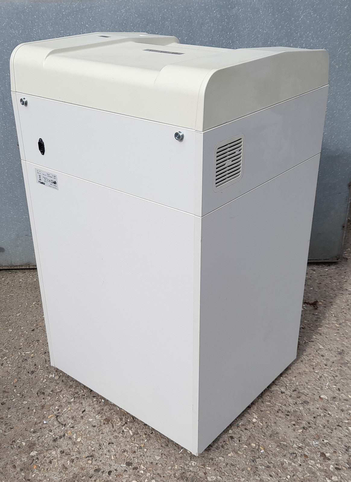 Dahle 20396 KC 3.9x40mm High Capacity Cross Cut Shredder