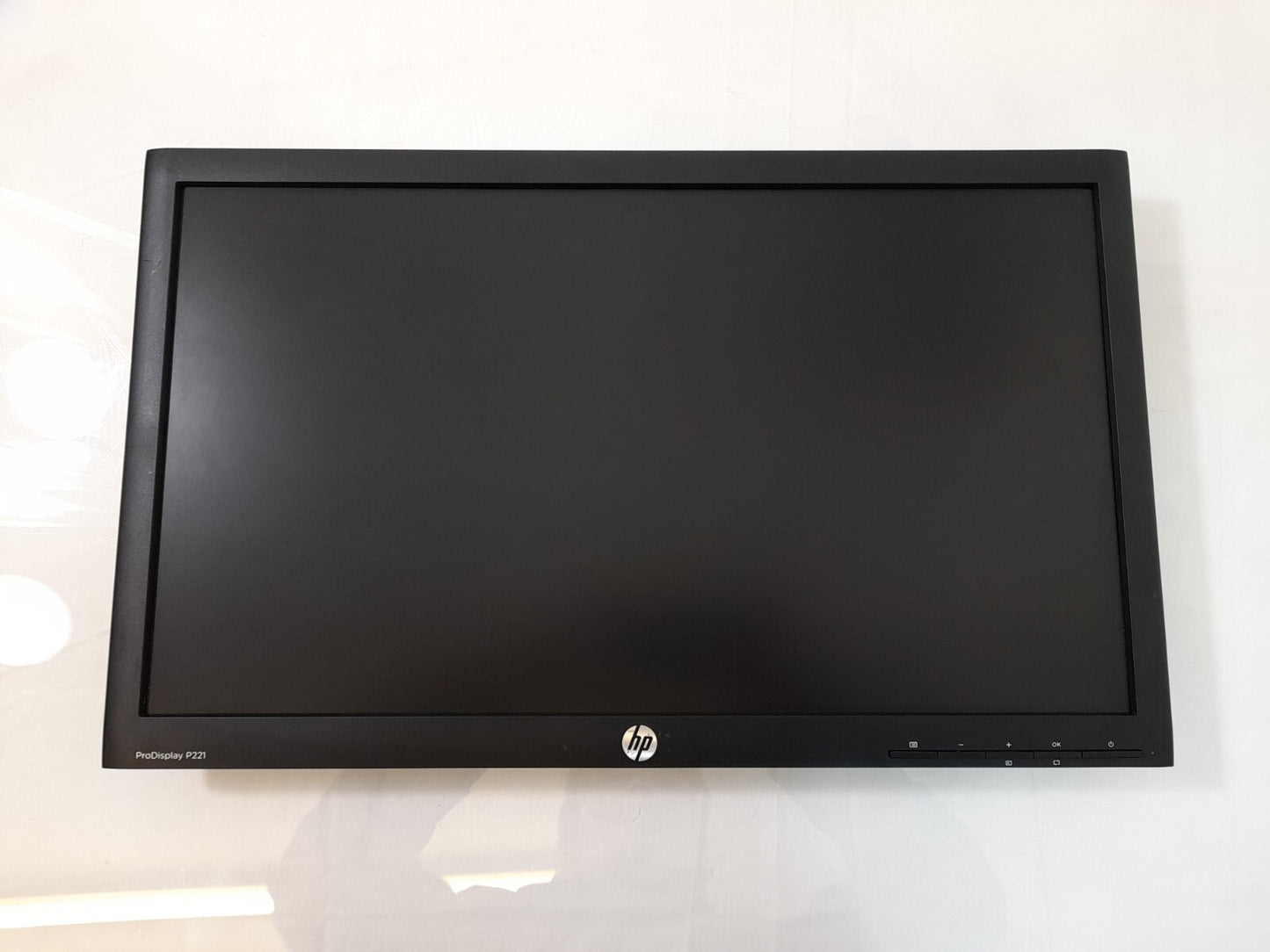 Dual Monitor Setup for Trading Gaming Home Office - 2 x 22in Monitors and Stand