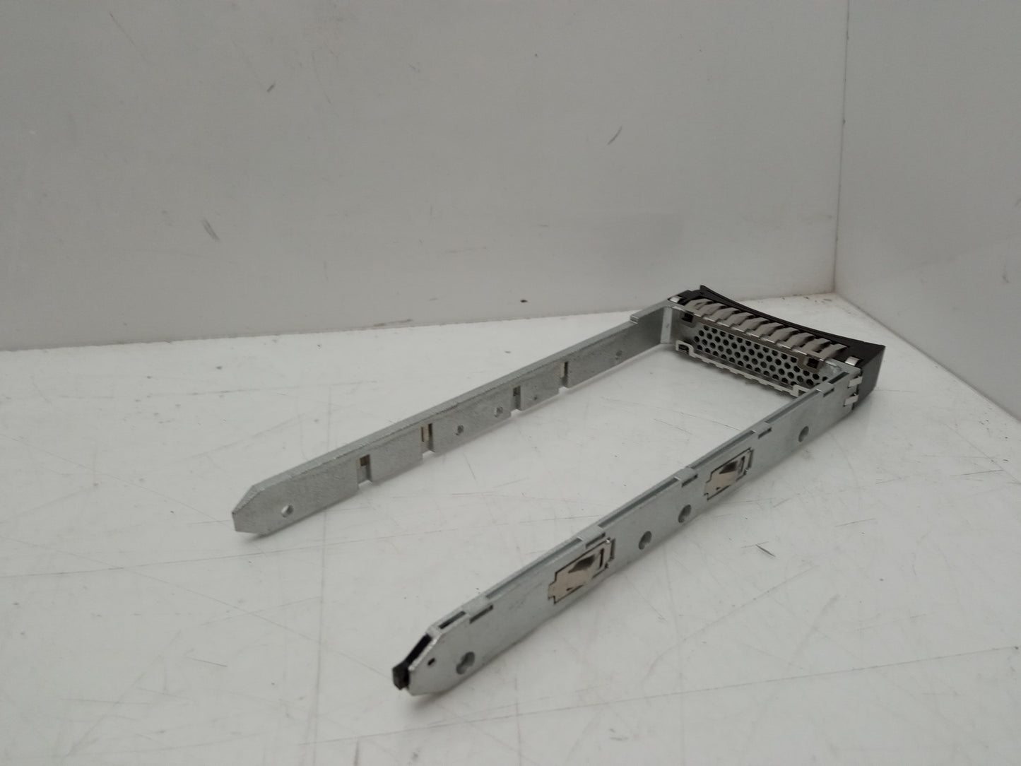 8x IBM Storewize 2.5" LFF SAS SATA HDD Hard Drive Caddy 45W8687 45W2107