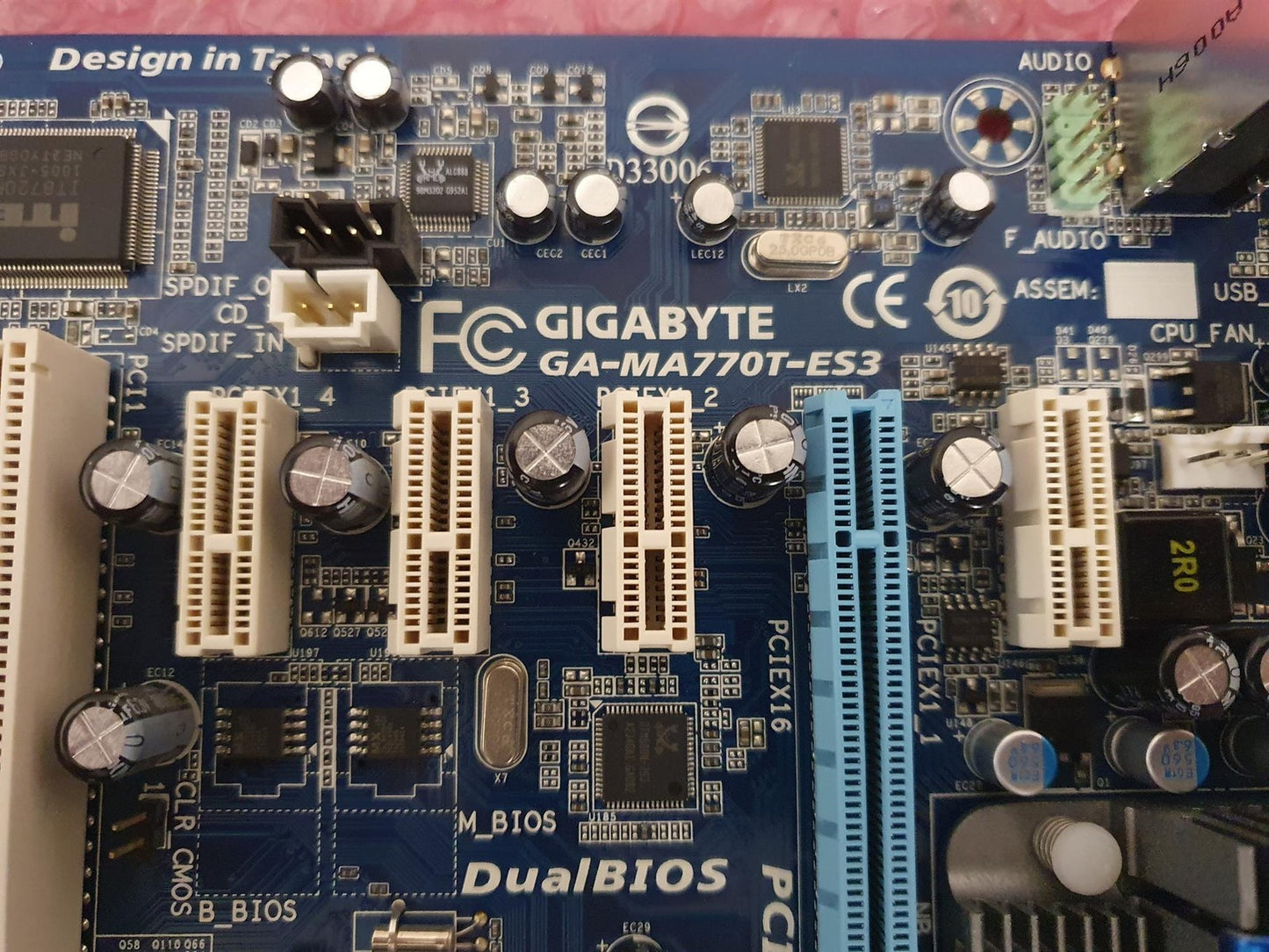 GIGABYTE GA-MA770T-ES3 Socket AM3 DDR3 ATX Motherboard With I/O Shield