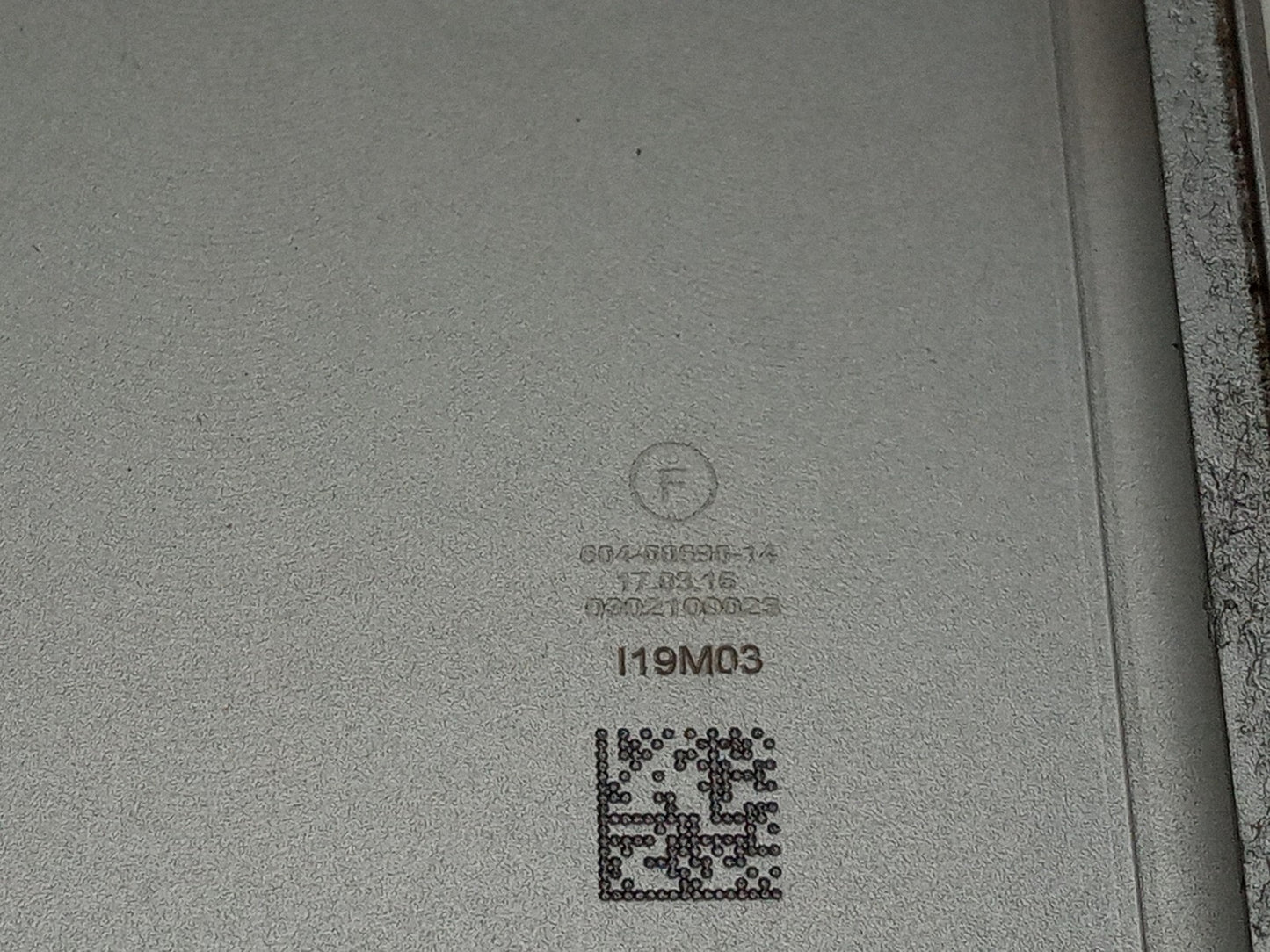 Apple iPad Pro 1st Gen 12.9" Back Panel Case Chassis Assembly 604-00690-14